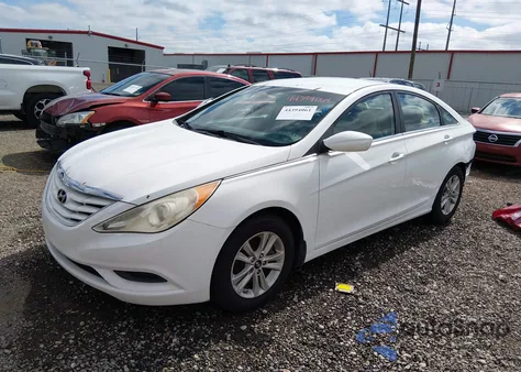 2012 Hyundai Sonata Gls z USA, uszkodzony, nr VIN 5NPEB4AC4CH411313